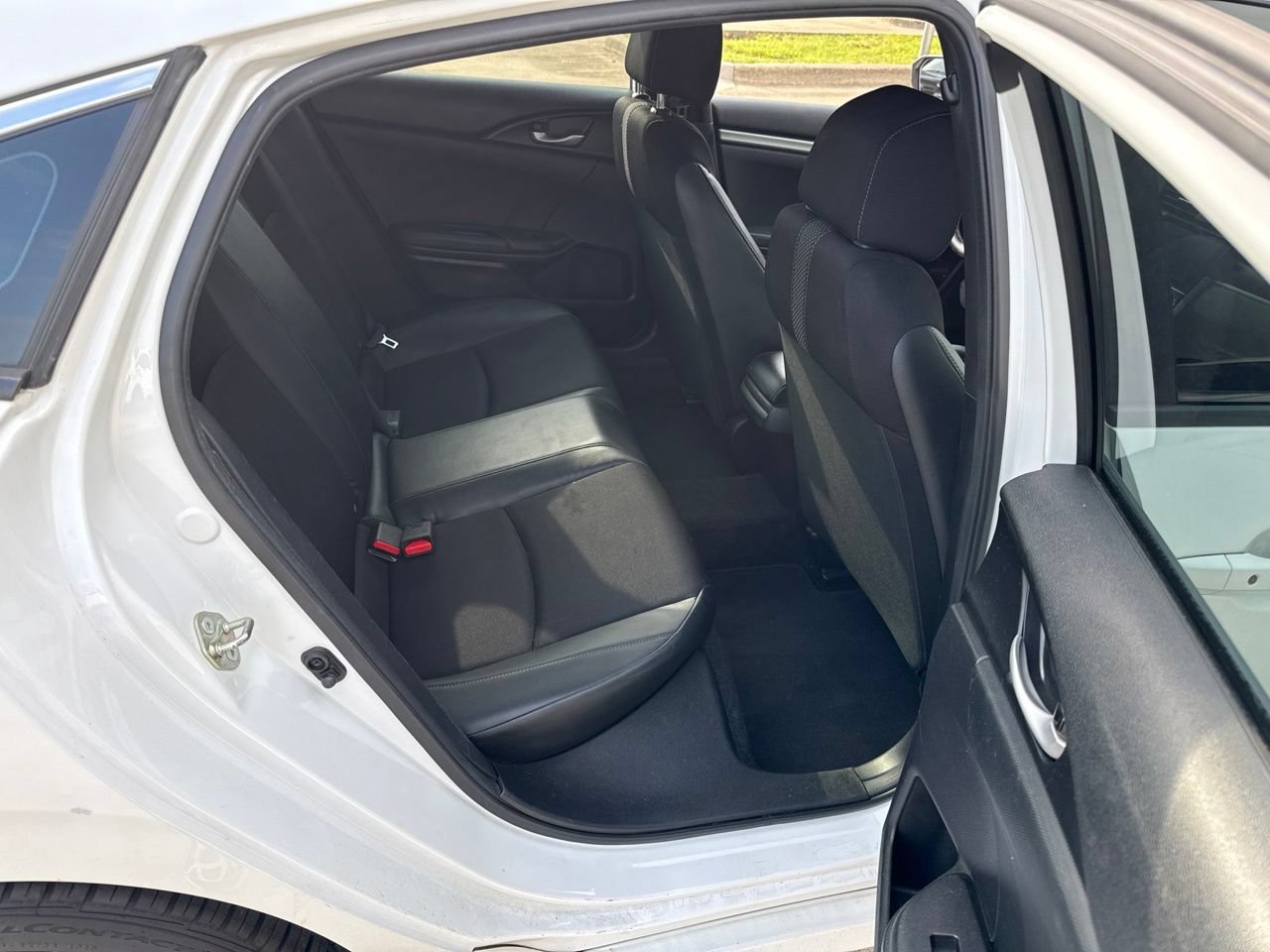 Used 2019 Honda Civic Sport image 12