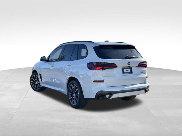 New 2026 BMW X5 xDrive50e AWD/4WD image 7