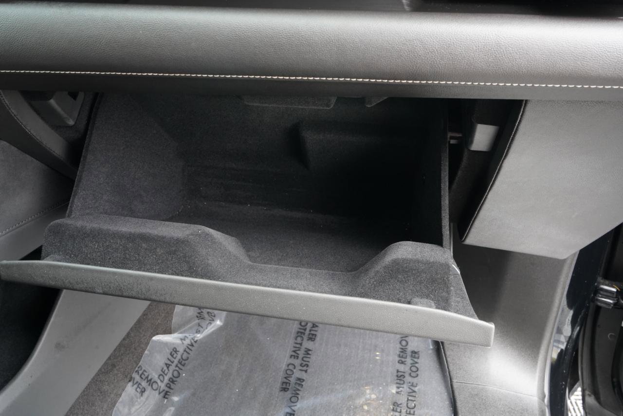 Used 2022 Cadillac Escalade Luxury image 73