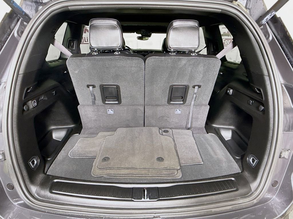 Used 2023 Jeep Grand Cherokee L Laredo AWD/4WD image 31