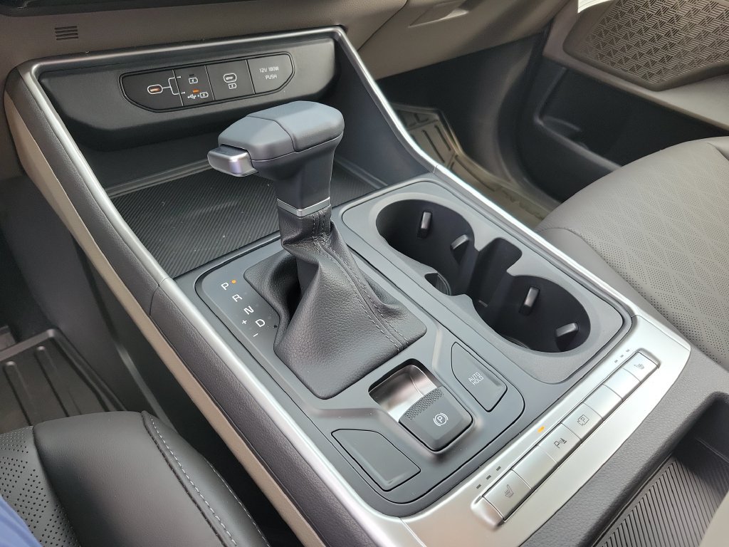 New 2027 Kia Carnival FWD image 21