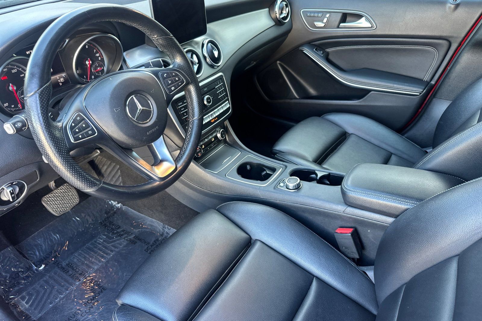 Used 2019 Mercedes-Benz GLA 250 4MATIC image 10