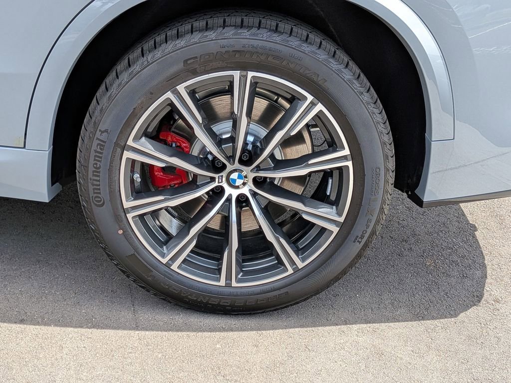 New 2026 BMW X5 xDrive50e image 25