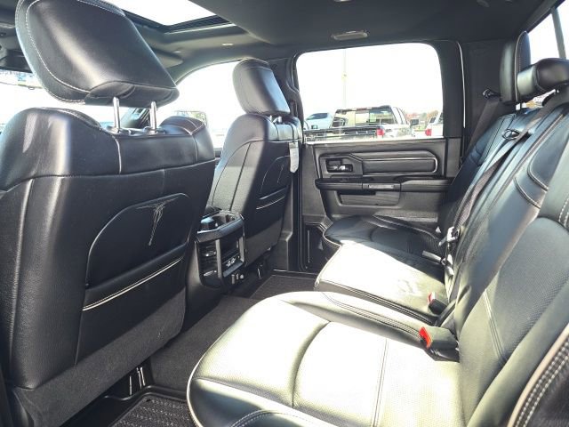 Used 2023 RAM 3500 Limited image 12