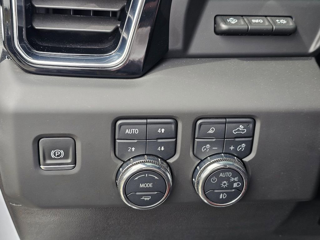 Used 2024 GMC Sierra 3500 Denali Ultimate AWD/4WD image 20
