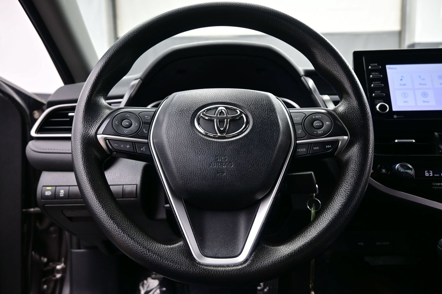 Used 2023 Toyota Camry LE w/ Protection Package (Q2) (TMS) FWD image 23
