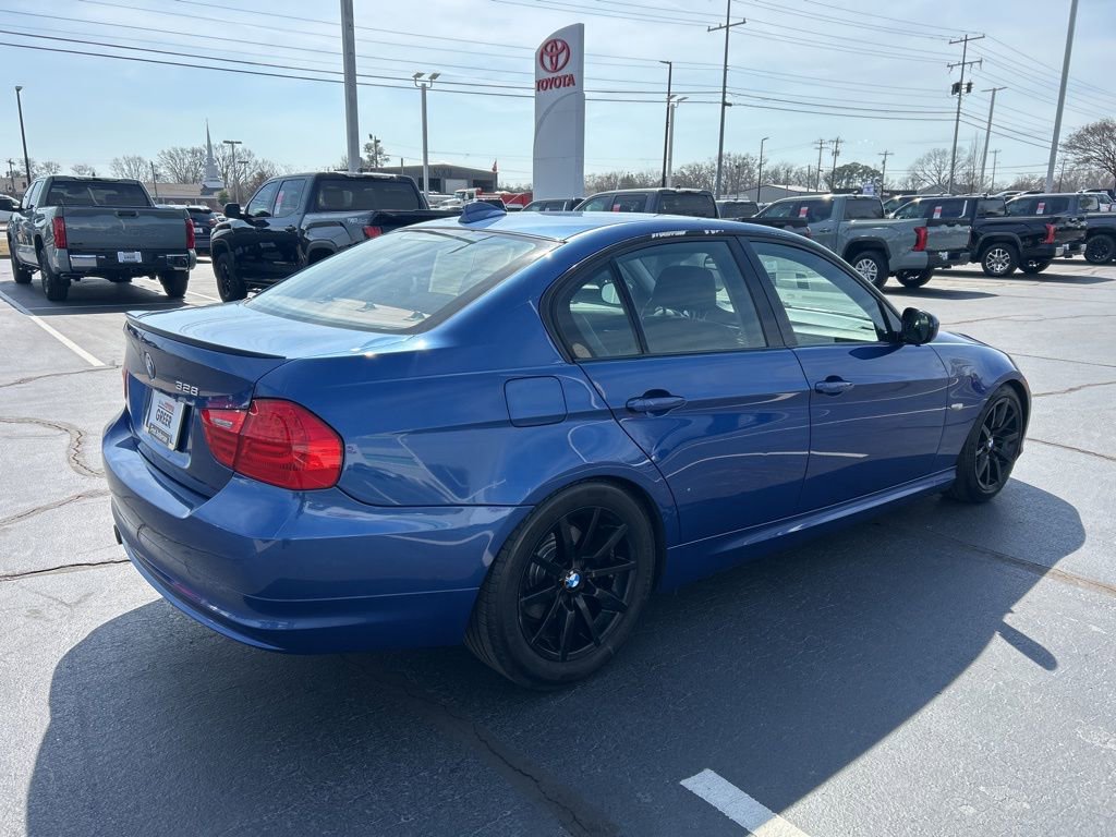 Used 2009 BMW 328i 328i image 16