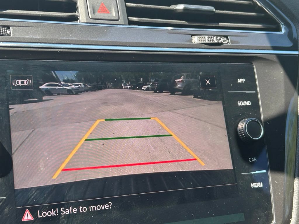 Certified 2023 Volkswagen Tiguan SE R-Line FWD image 18