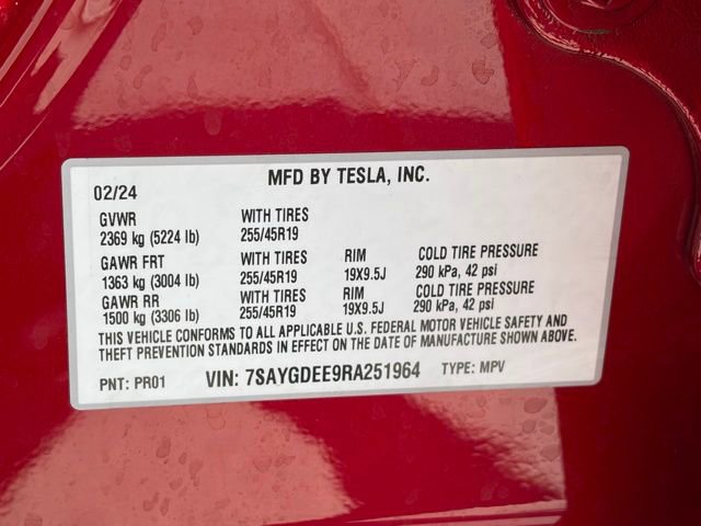 Used 2024 Tesla Model Y Long Range image 36