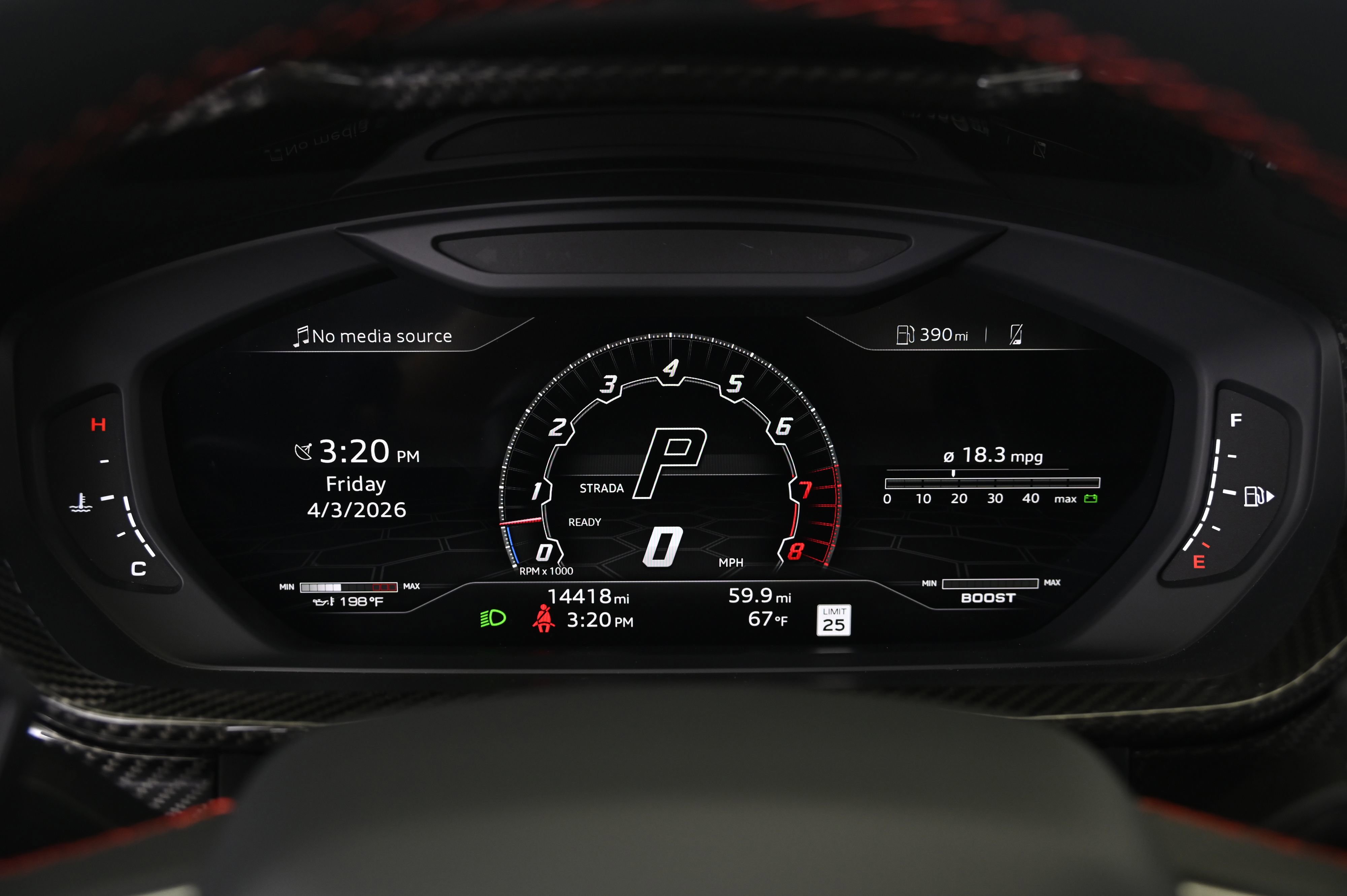 Used 2022 Lamborghini Urus image 38