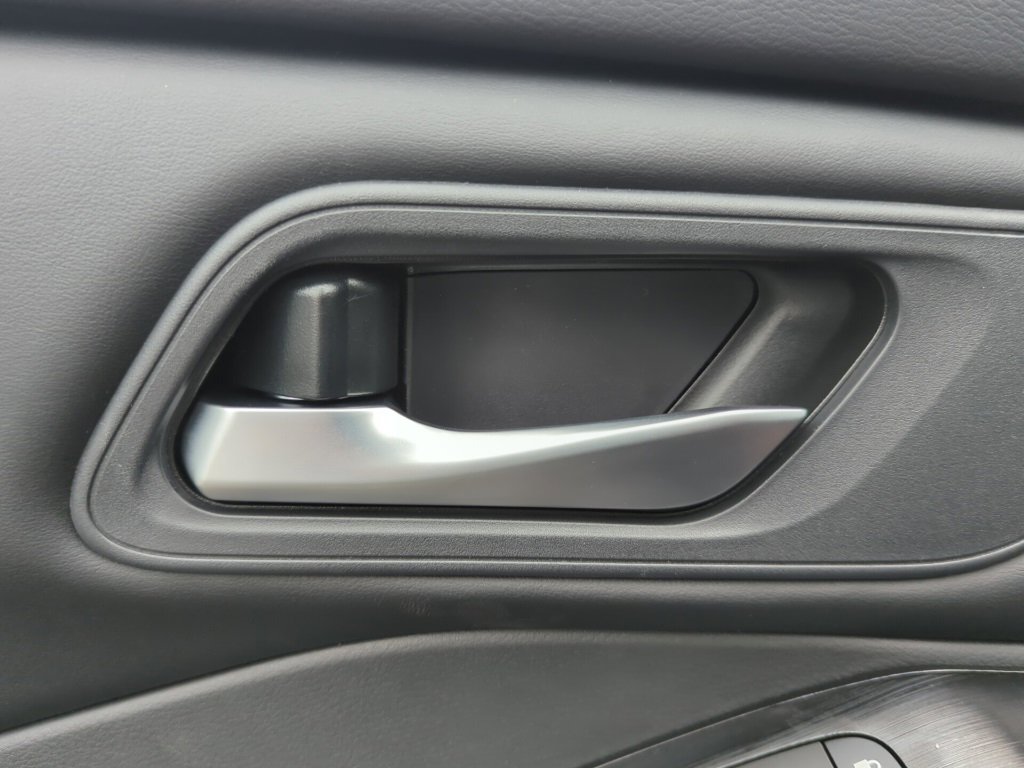 New 2026 Nissan Rogue SV image 11