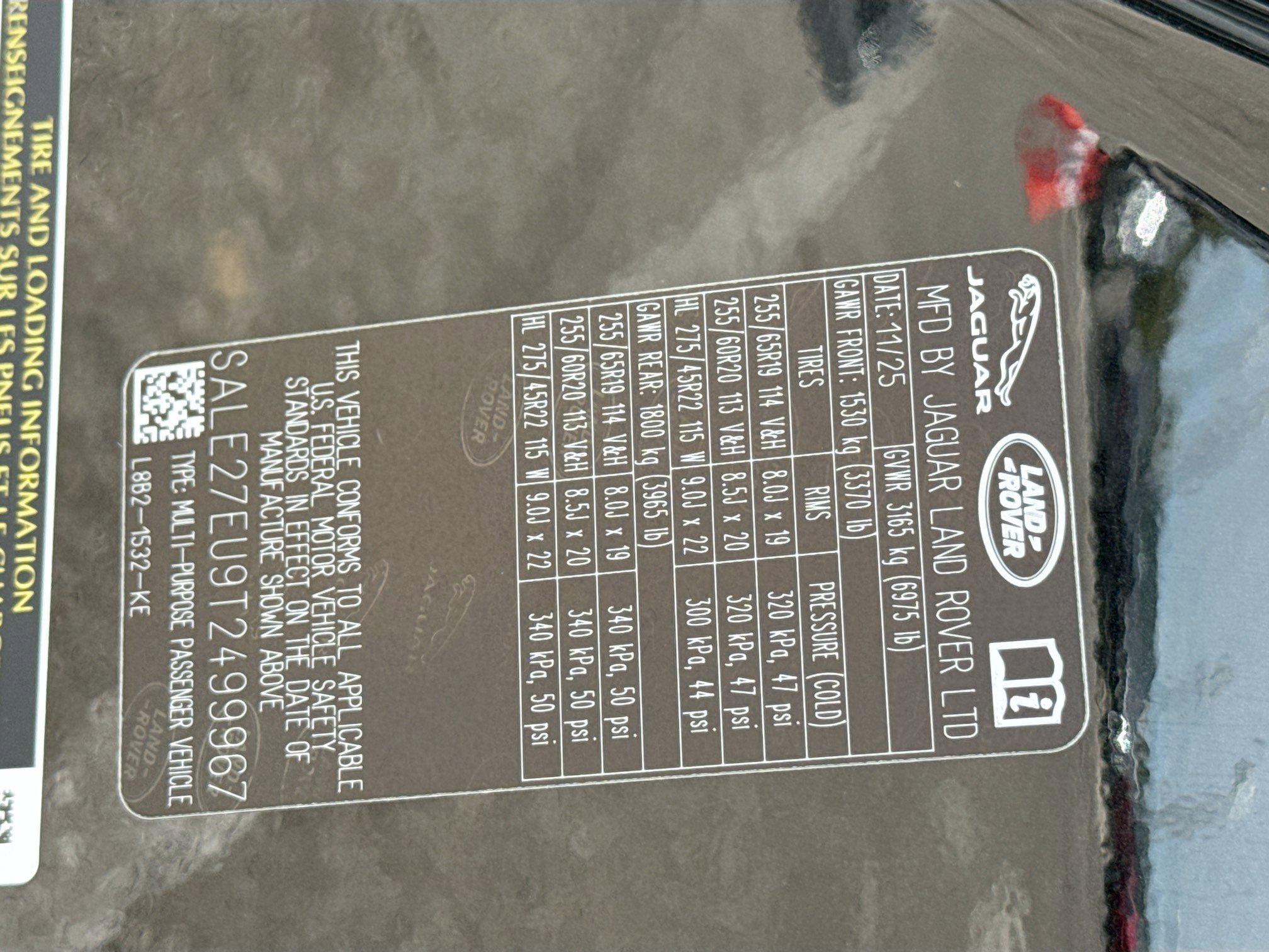 New 2026 Land Rover Defender 110 X-Dynamic SE image 42