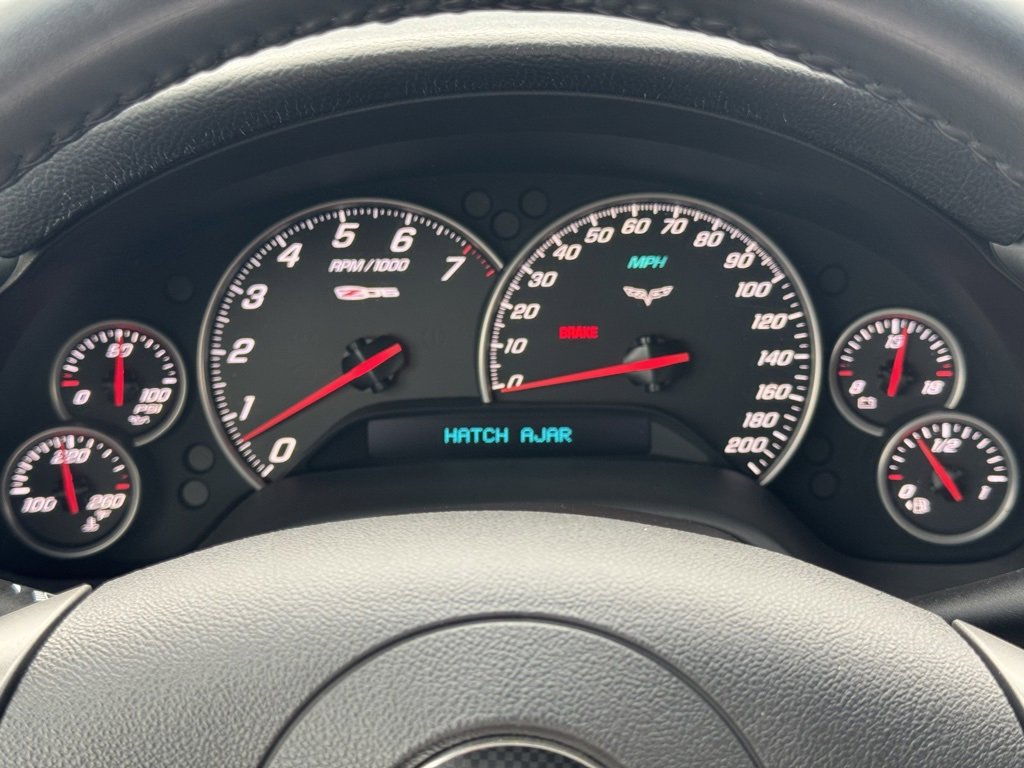 Used 2006 Chevrolet Corvette Z06 w/ Preferred Equipment Group image 11