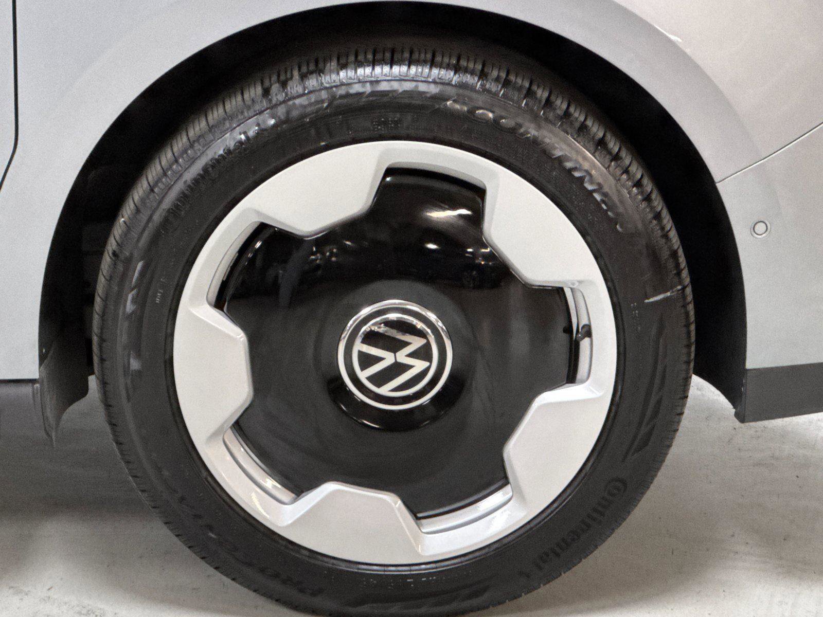 New 2025 Volkswagen ID. Buzz Pro S RWD image 25