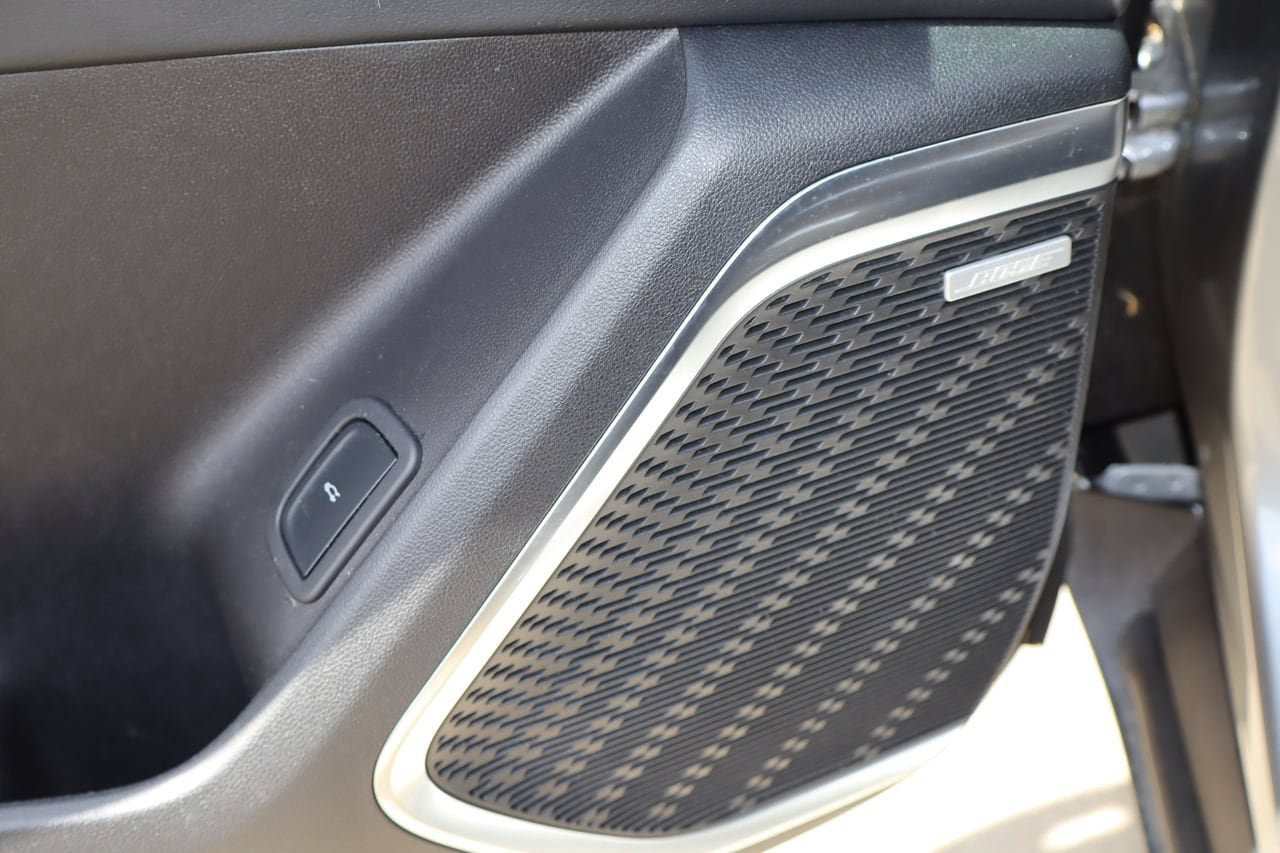 Used 2025 Buick Enclave Preferred FWD image 23