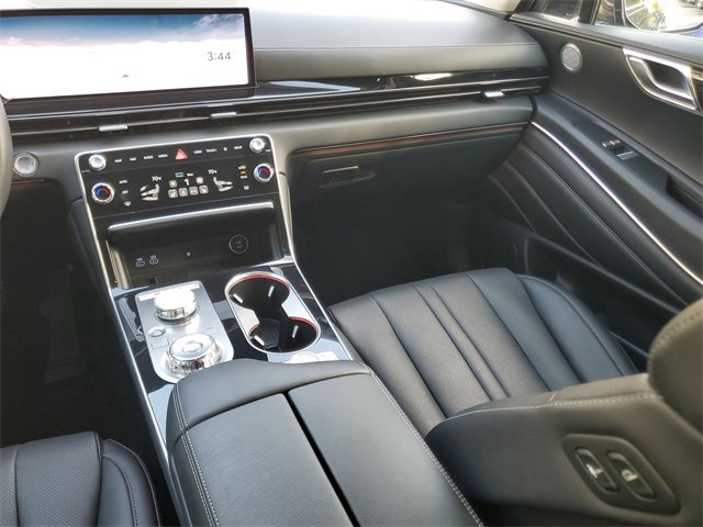 Used 2025 Genesis GV80 2.5T Standard image 15