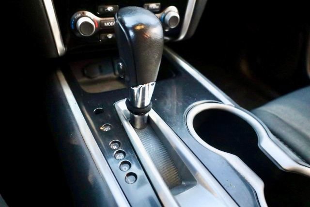 Used 2019 Nissan Pathfinder SV image 29