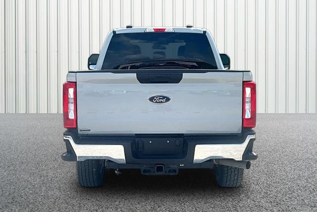 Used 2025 Ford F250 XLT AWD/4WD image 4