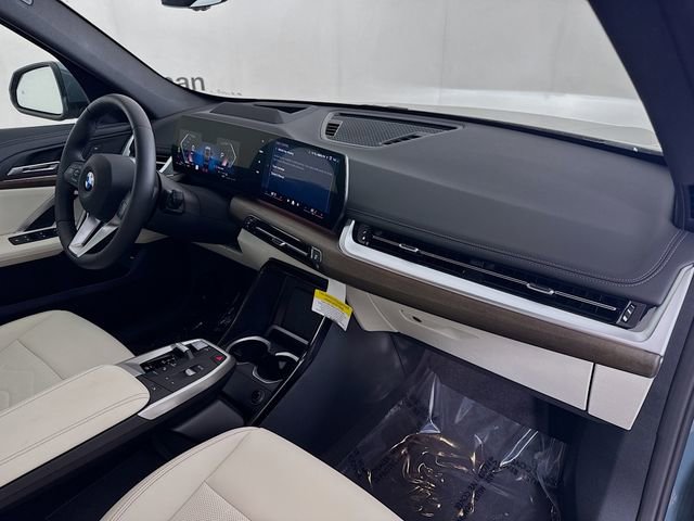 Used 2026 BMW X1 xDrive28i w/ Technology Package AWD/4WD image 30