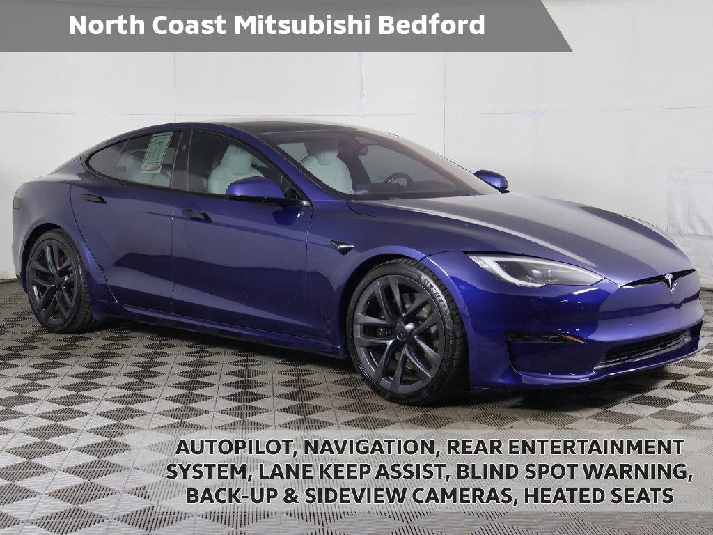 Used 2023 Tesla Model S Plaid image 1