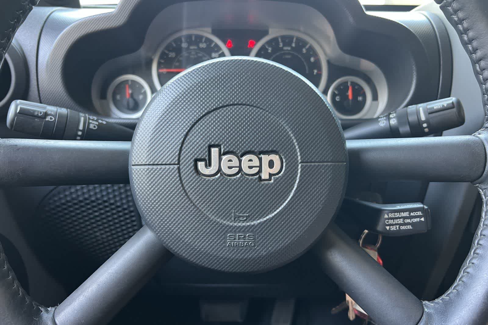 Used 2007 Jeep Wrangler Unlimited Sahara AWD/4WD image 22