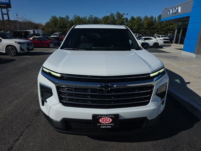 New 2026 Chevrolet Traverse LT w/ Driver Confidence Package image 2