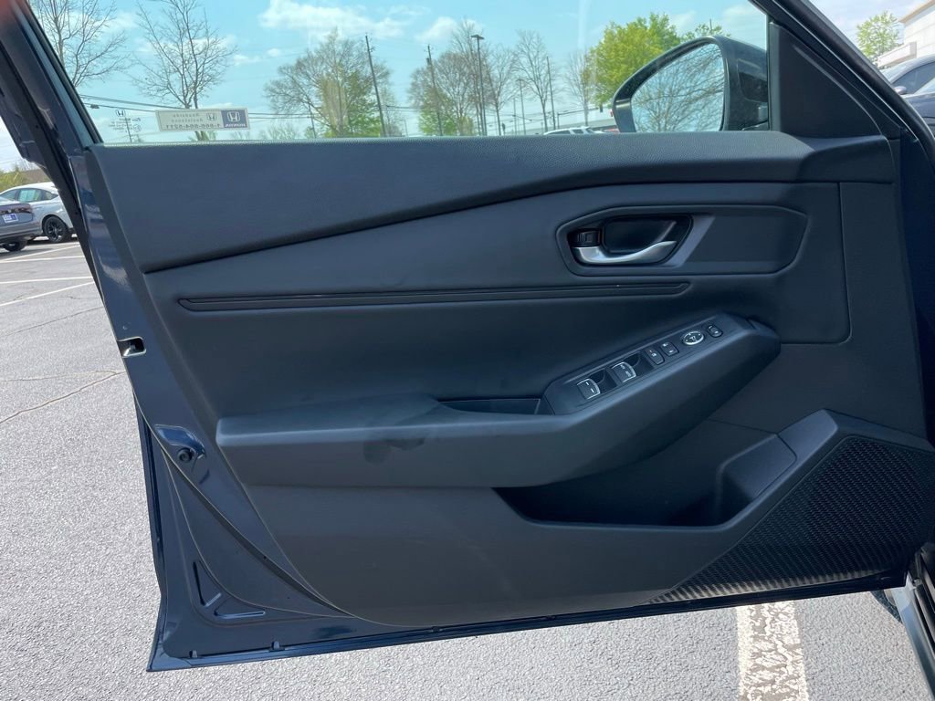 Certified 2025 Honda Accord SE image 23