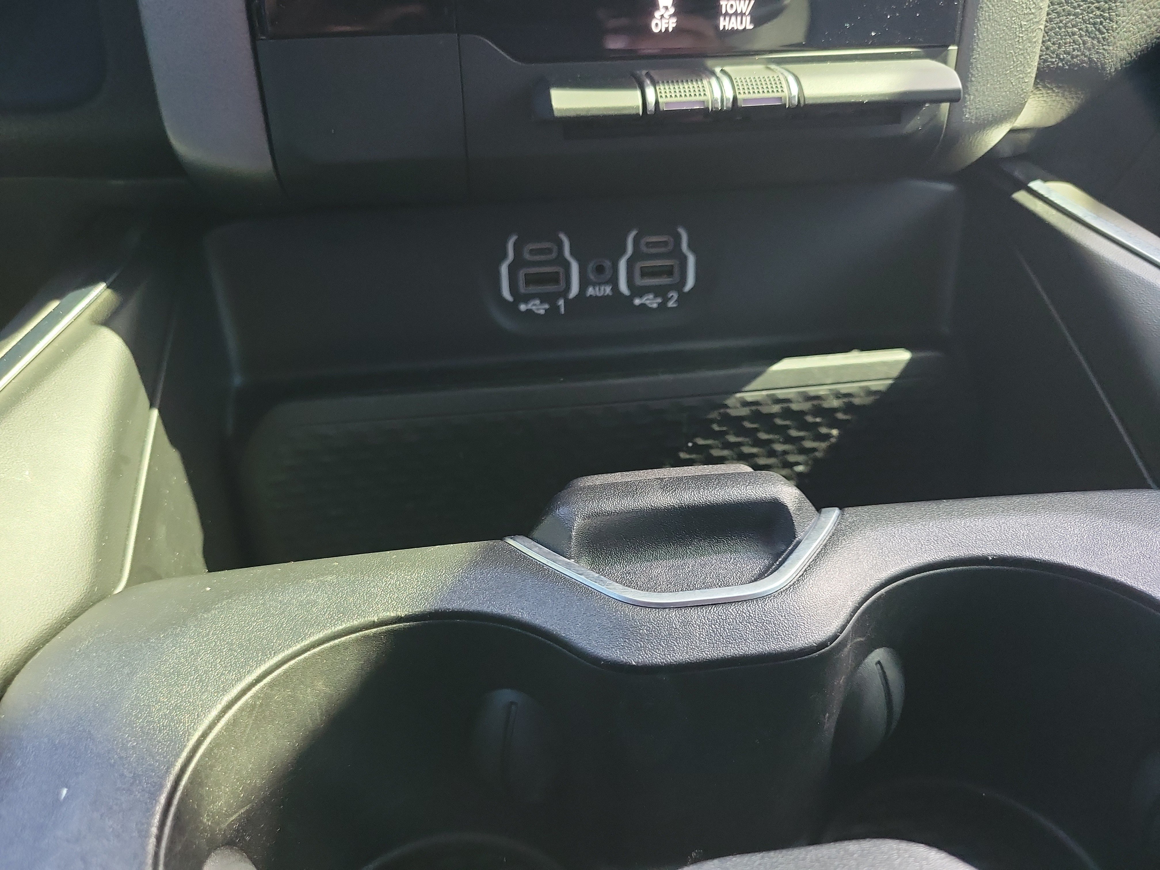 Used 2024 RAM 1500 Big Horn RWD image 27