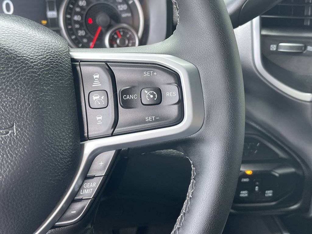 New 2026 RAM 2500 Big Horn AWD/4WD image 34