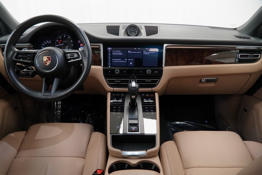 Used 2023 Porsche Macan image 26