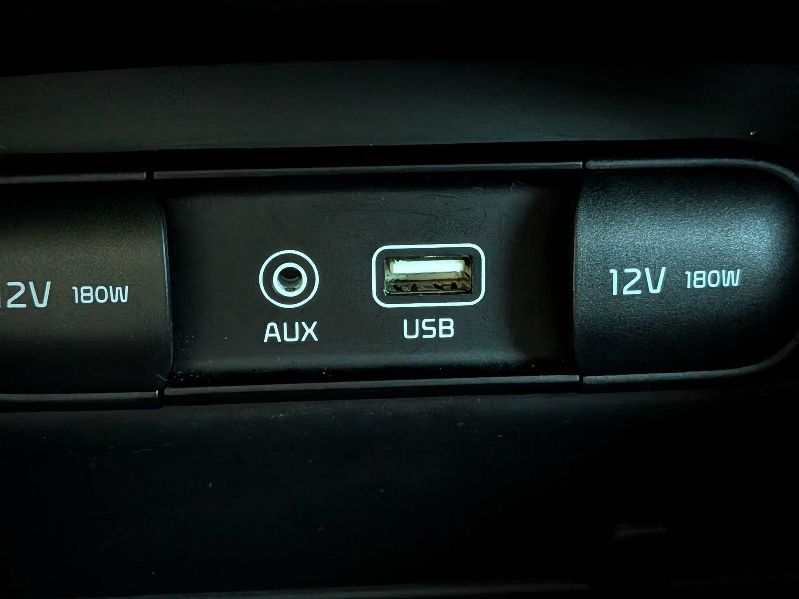 Used 2020 Kia Sorento S FWD image 21