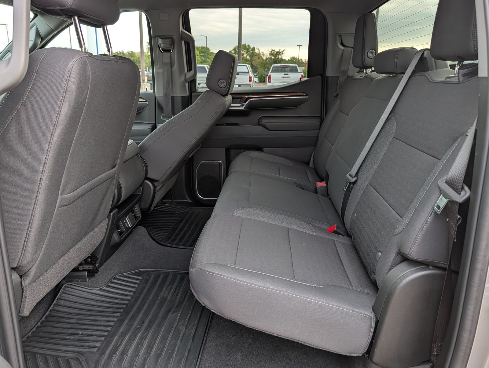 Used 2026 Chevrolet Silverado 1500 LT AWD/4WD image 19
