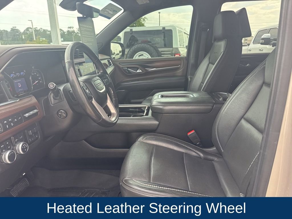 Used 2021 GMC Yukon Denali w/ Denali Premium Package AWD/4WD image 13
