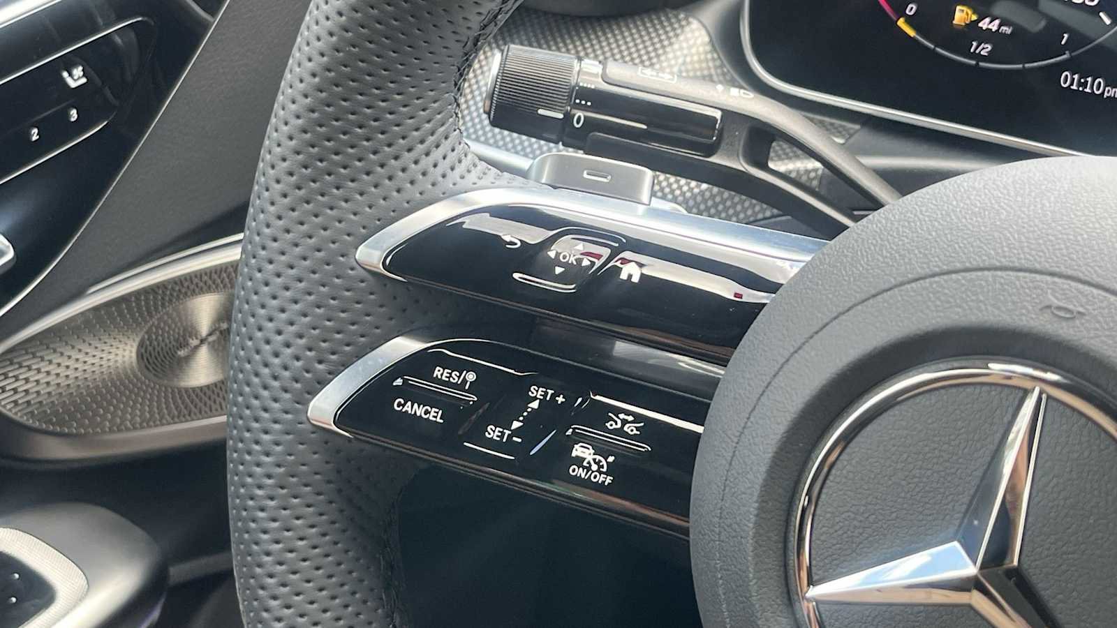 New 2026 Mercedes-Benz CLE 300 4MATIC Coupe image 38