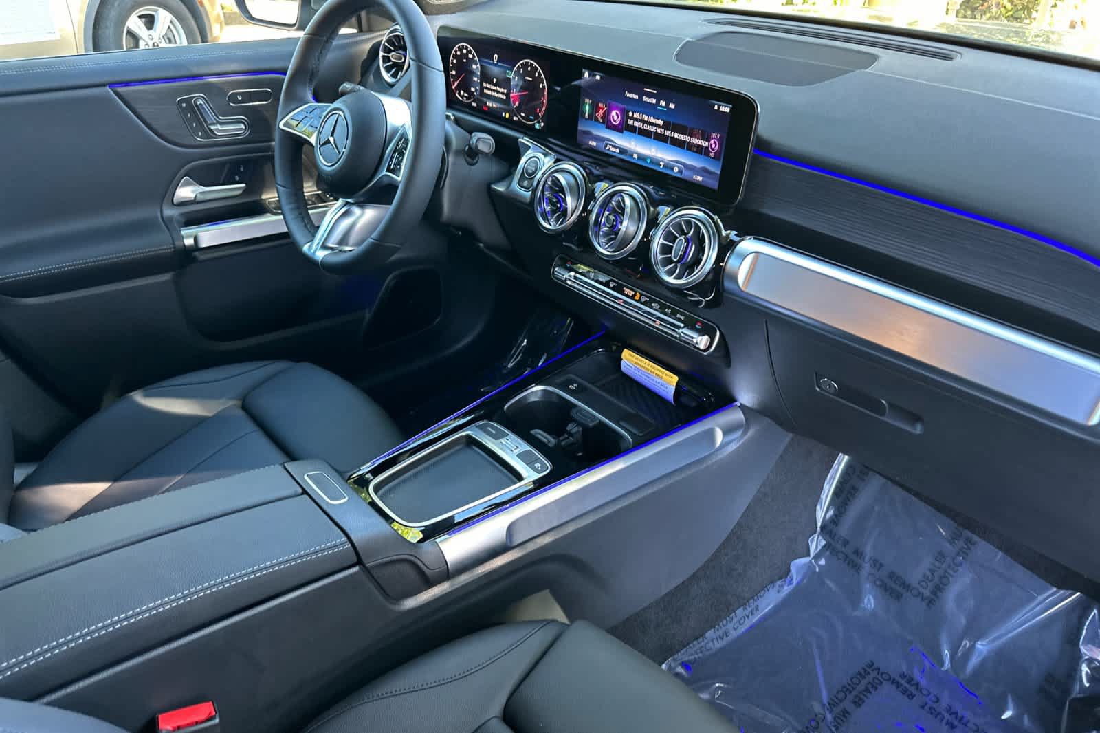 New 2026 Mercedes-Benz GLB 250 image 15