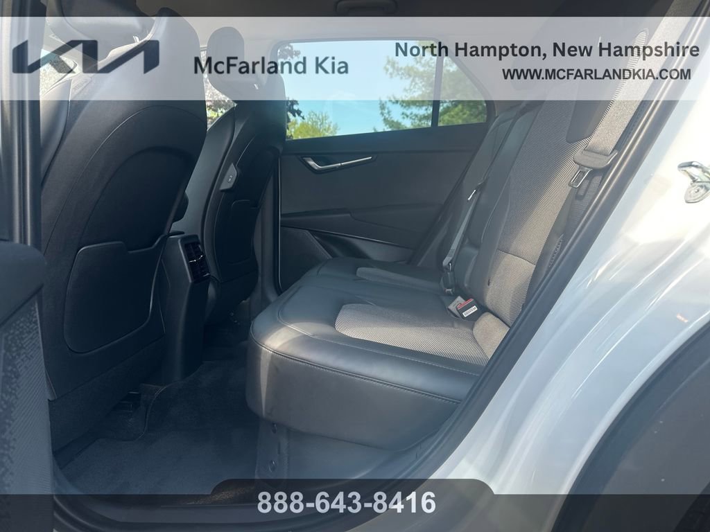 Used 2023 Kia Niro EX FWD image 31