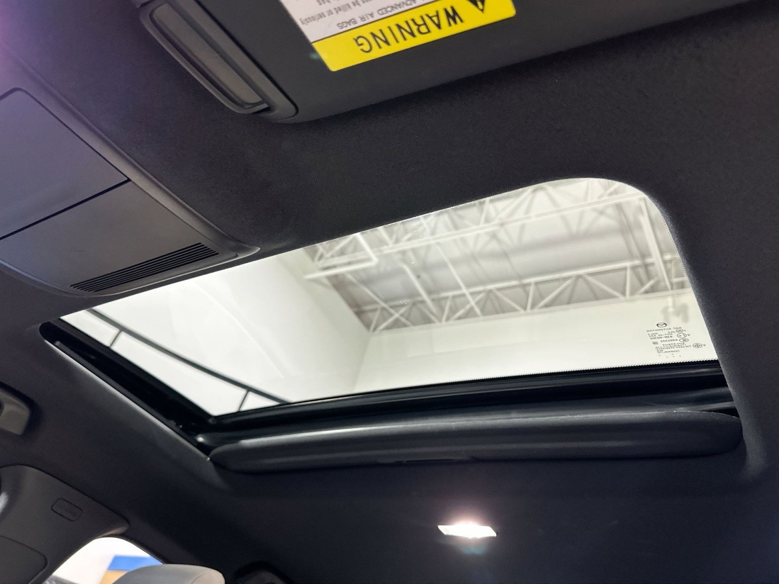 Used 2021 MAZDA MAZDA3 s image 31