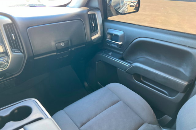 Used 2018 Chevrolet Silverado 1500 LT w/ All Star Edition image 10