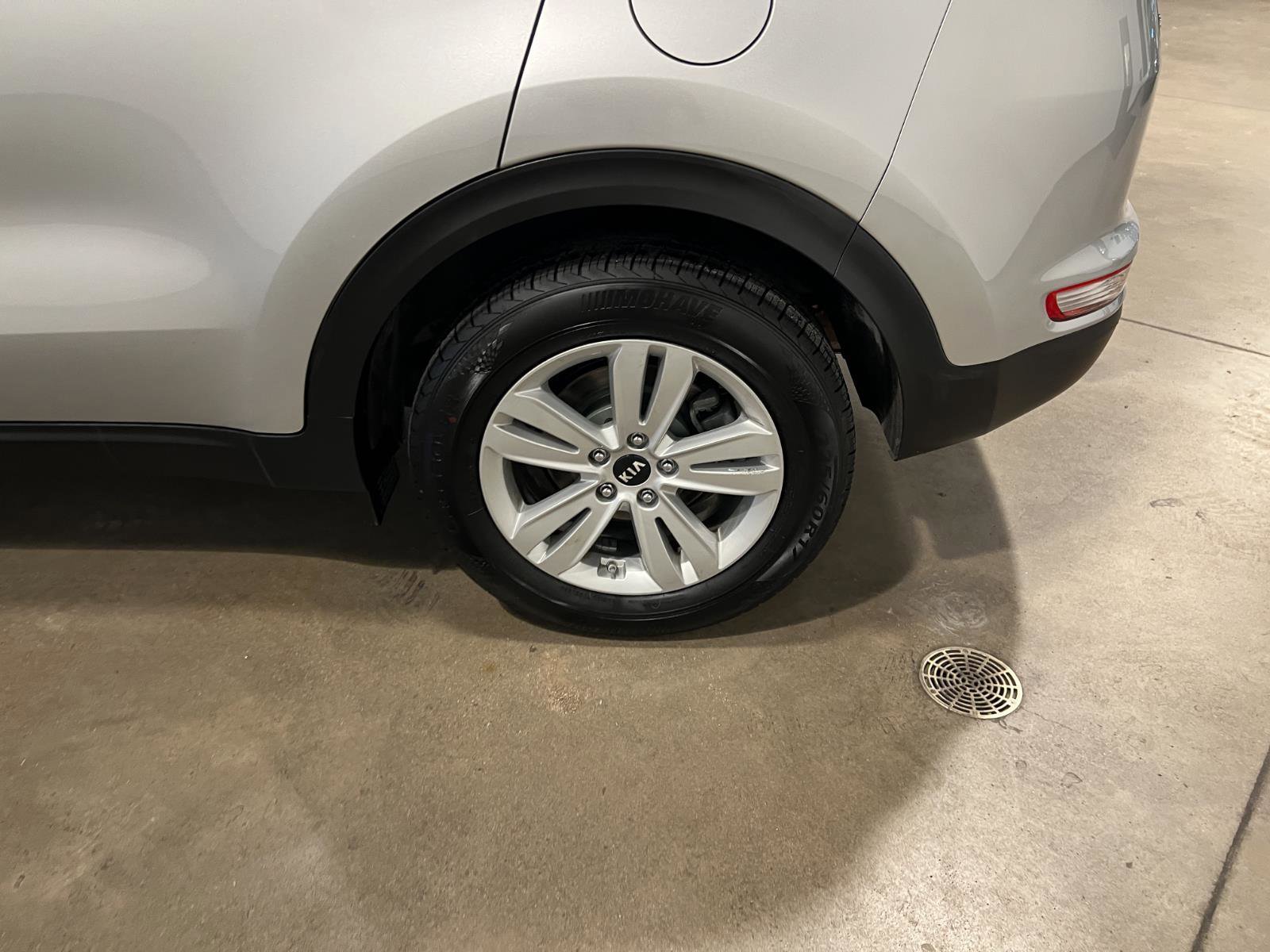 Used 2017 Kia Sportage LX w/ LX Popular Package image 40