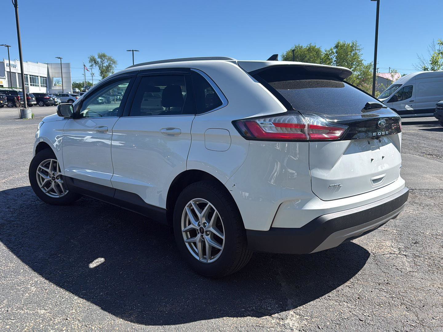 Used 2023 Ford Edge SEL AWD/4WD image 3