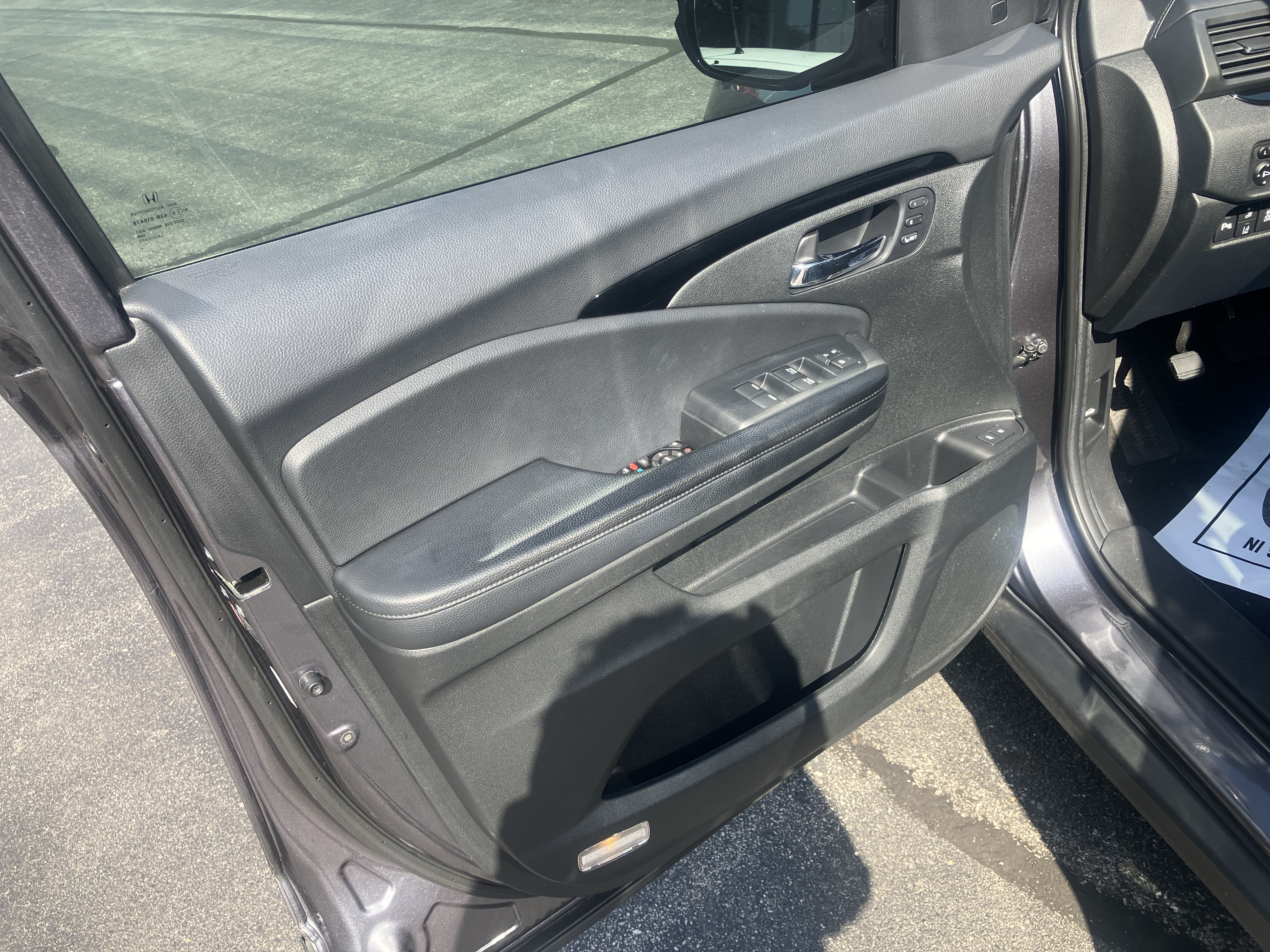 Used 2020 Honda Pilot Touring image 17