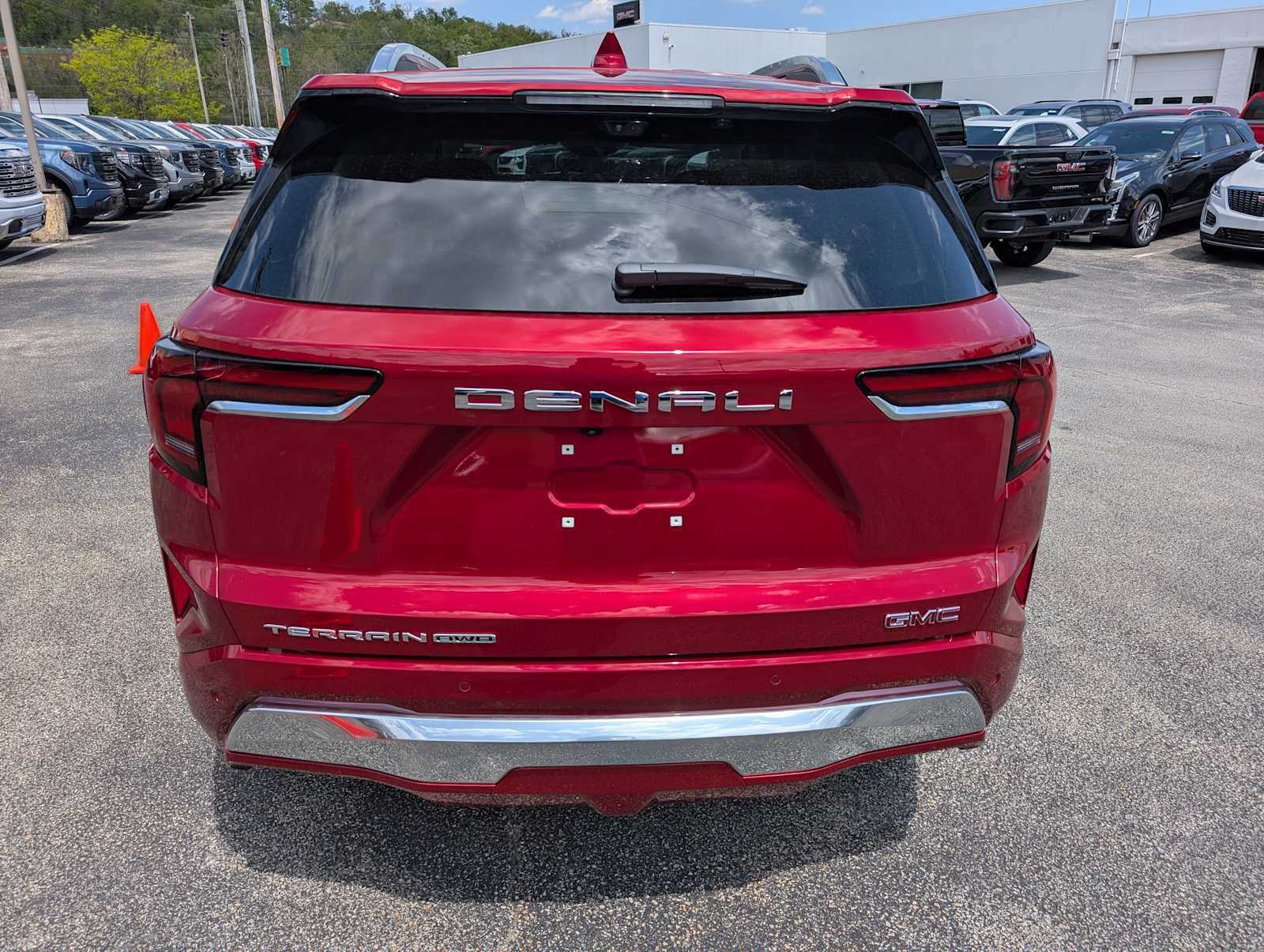 New 2026 GMC Terrain Denali AWD/4WD image 8