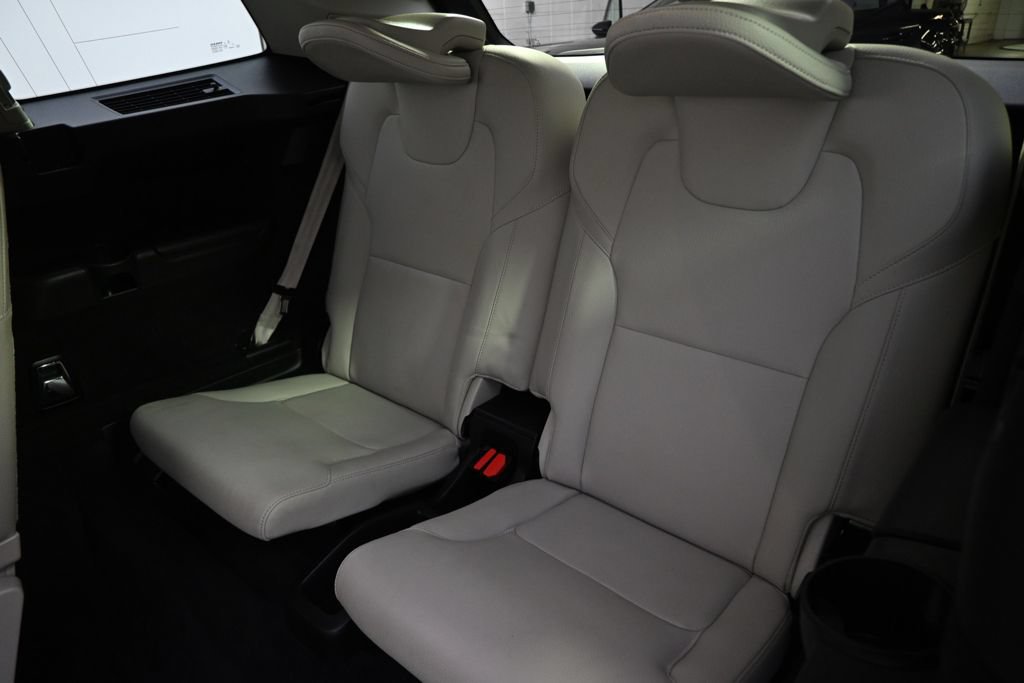 Used 2024 Volvo XC90 B6 Plus w/ Protection Package AWD/4WD image 22