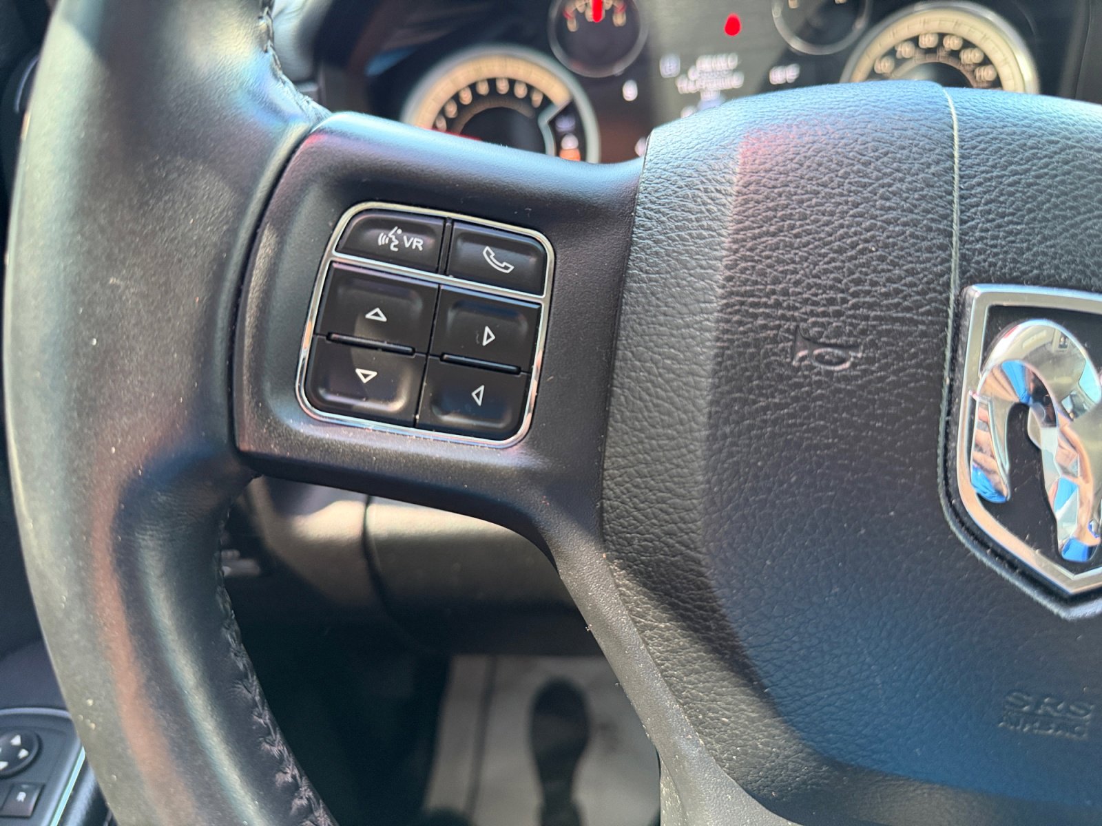 Used 2016 RAM 1500 Sport w/ Convenience Group AWD/4WD image 18