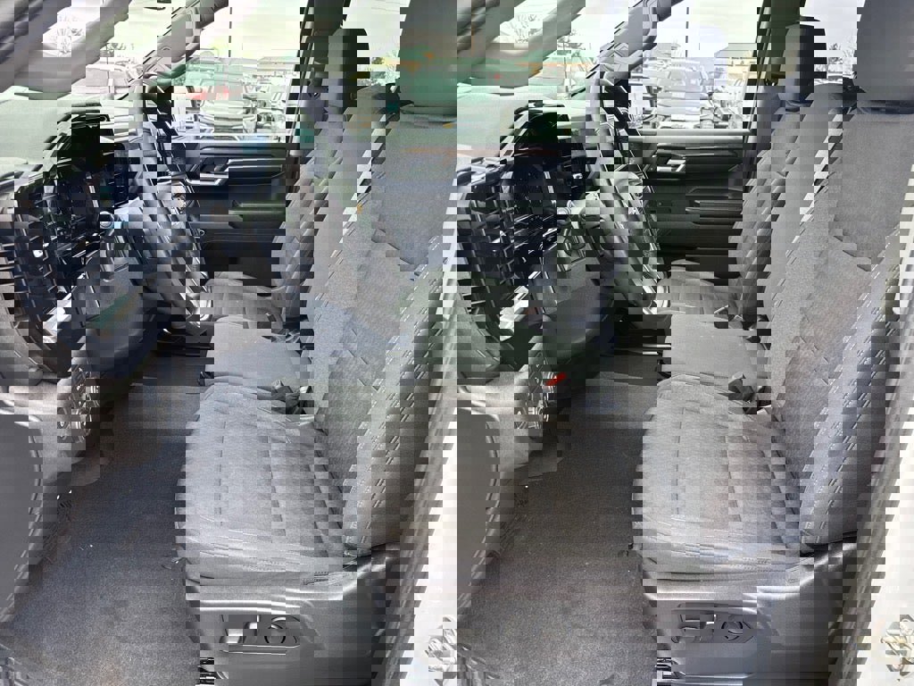 Used 2023 Chevrolet Silverado 1500 LT image 5