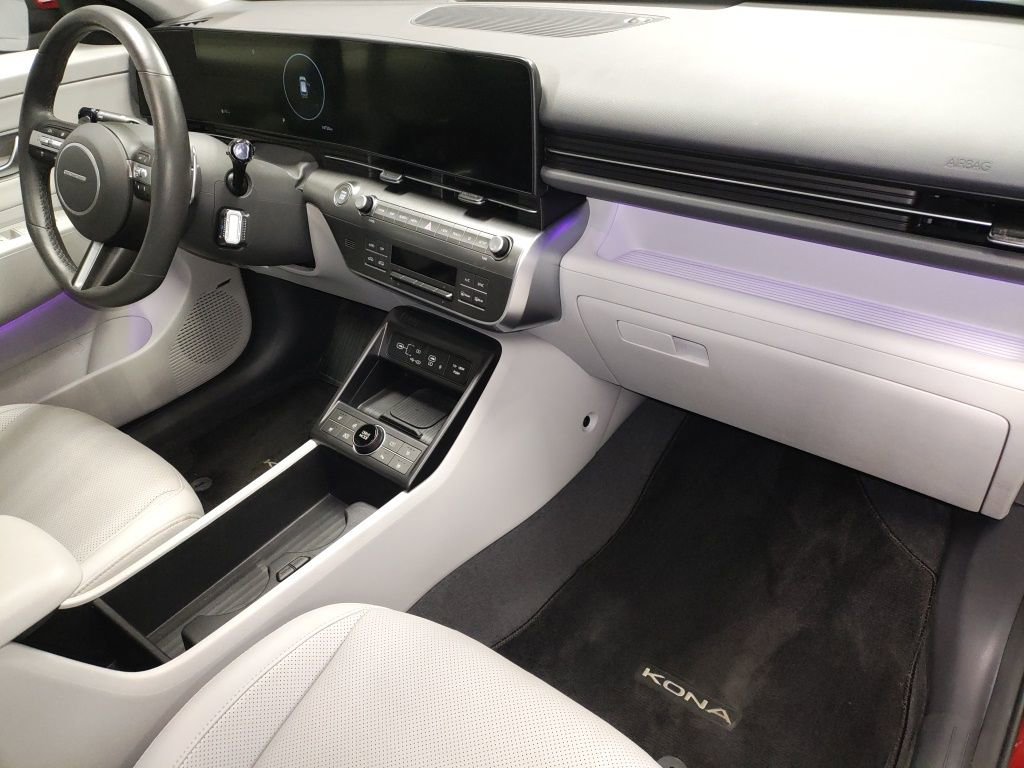 Used 2024 Hyundai Kona Limited image 8