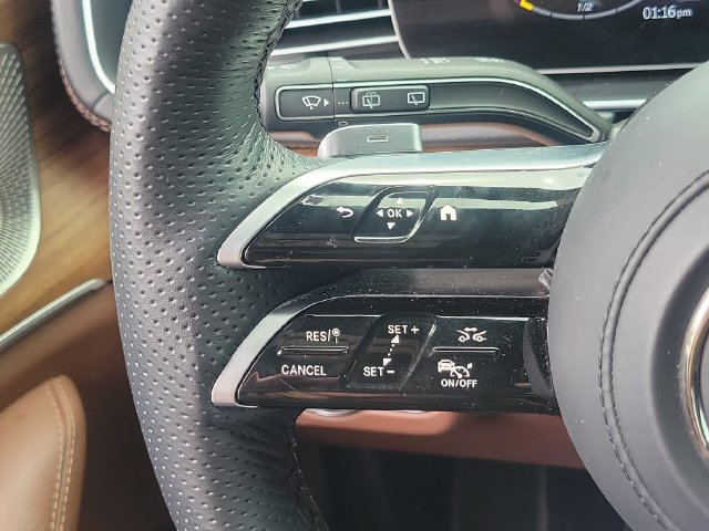 Used 2025 Mercedes-Benz GLS 450 4MATIC image 24