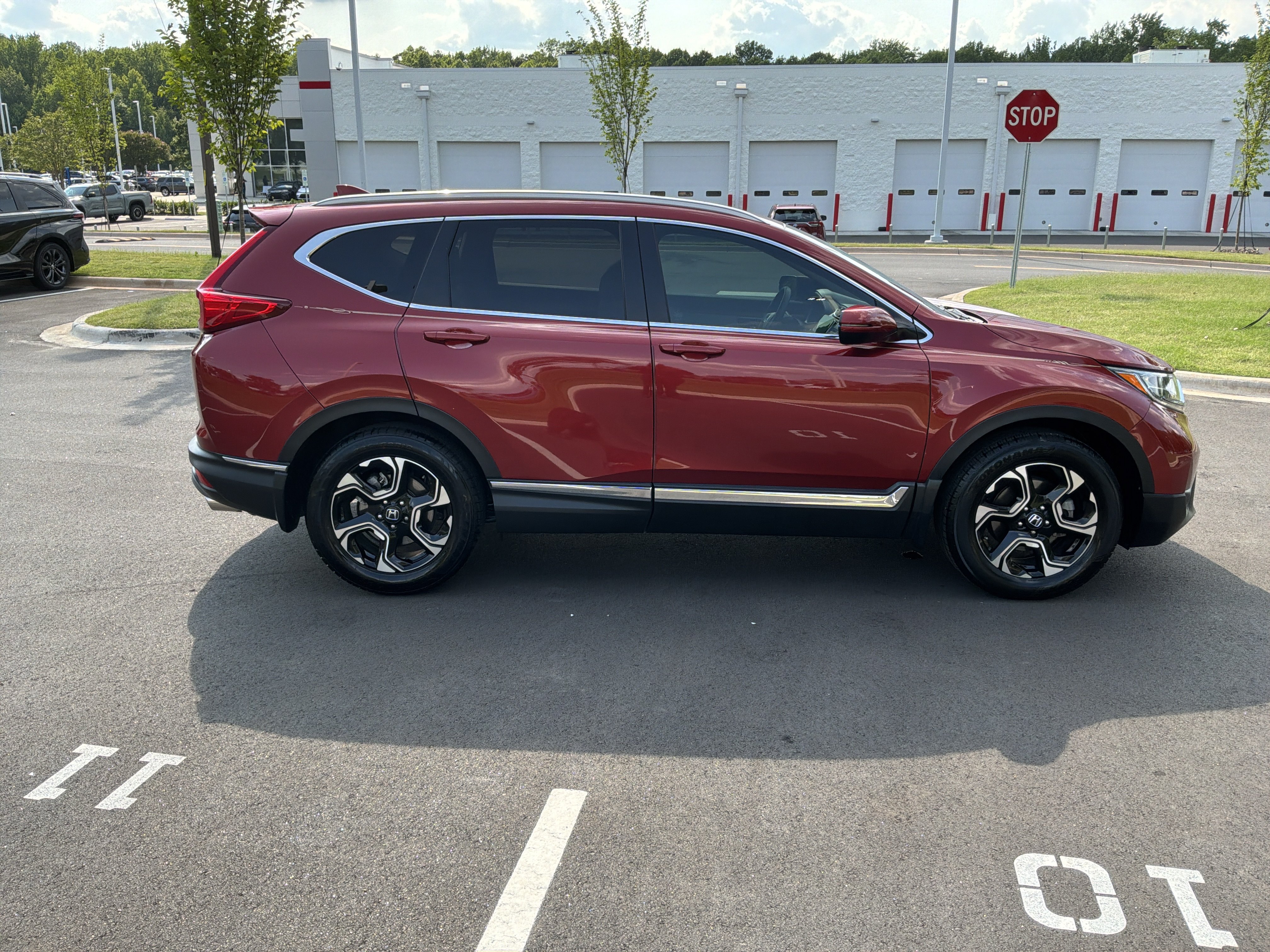 Used 2019 Honda CR-V Touring image 11