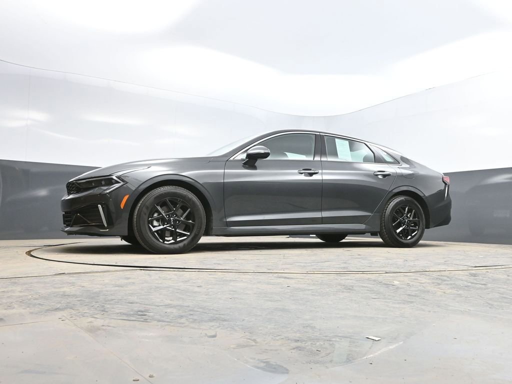 Used 2025 Kia K5 LXS image 33