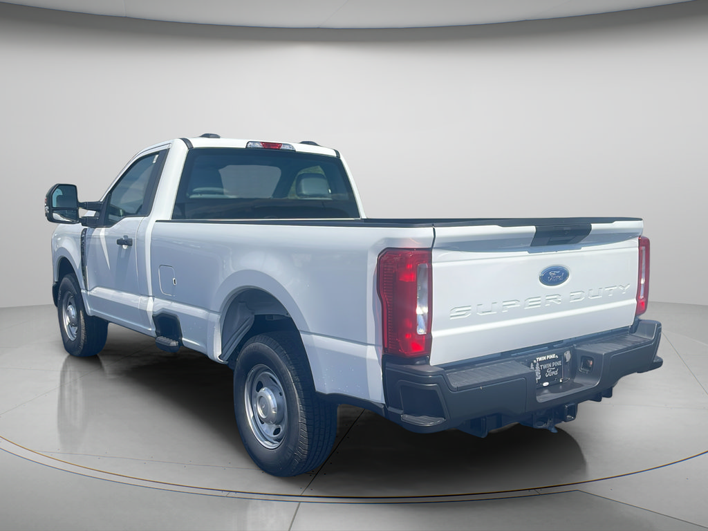 Used 2023 Ford F250 XL RWD image 7
